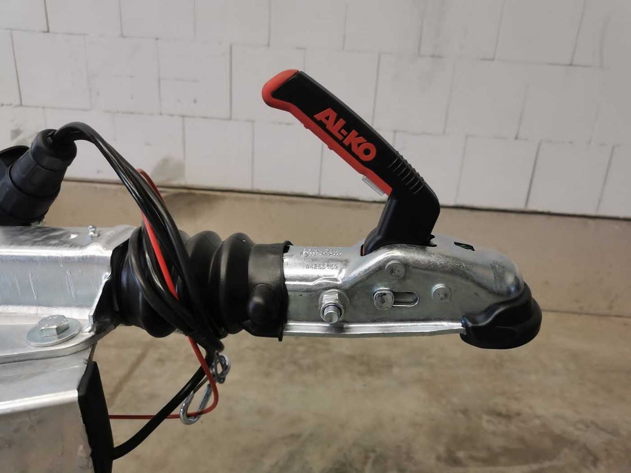 VEZEKO Motovan C 18+Box Autotransporter - مقطورة دراجة نارية: صورة 5 VEZEKO Motovan C 18+Box Autotransporter - مقطورة دراجة نارية: صورة 5