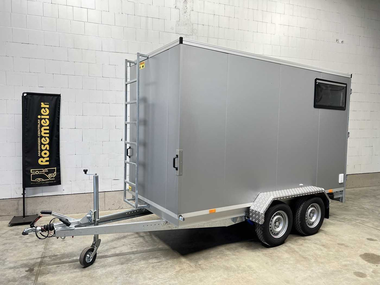 VEZEKO TK B 27.35 Individual Kofferanhänger - مقطورة صندوق مغلق: صورة 1 VEZEKO TK B 27.35 Individual Kofferanhänger - مقطورة صندوق مغلق: صورة 1