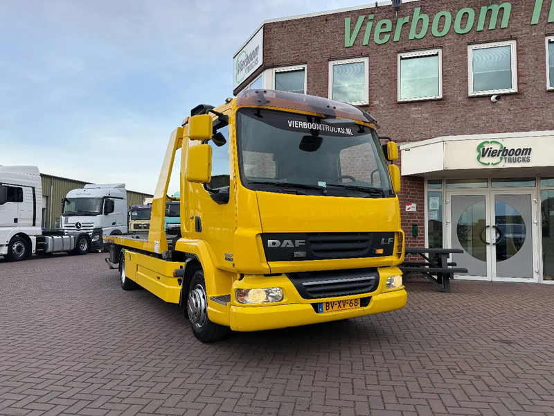 DAF LF 45.130 LF45-220 Abschelppwagen Falkom /Schiebeplateau / Brill / Winde / Top Zustand - شاحنة سحب: صورة 1 DAF LF 45.130 LF45-220 Abschelppwagen Falkom /Schiebeplateau / Brill / Winde / Top Zustand - شاحنة سحب: صورة 1
