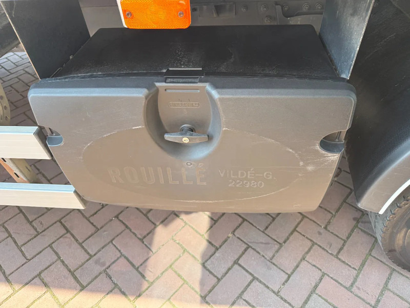 DAF LF 55.250 LF55-250 Box with lift / Manual gearbox Euro5 - شاحنة مقفلة: صورة 5 DAF LF 55.250 LF55-250 Box with lift / Manual gearbox Euro5 - شاحنة مقفلة: صورة 5
