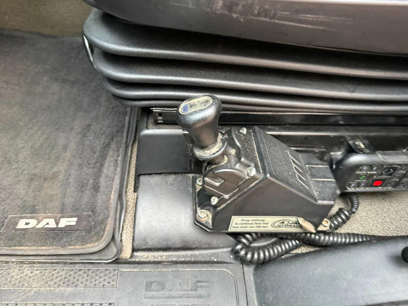 DAF XF 480 XF480 4X2 / Hydrauliek / acc / 9 tons vooras / schuifschotel - وحدة جر: صورة 5 DAF XF 480 XF480 4X2 / Hydrauliek / acc / 9 tons vooras / schuifschotel - وحدة جر: صورة 5