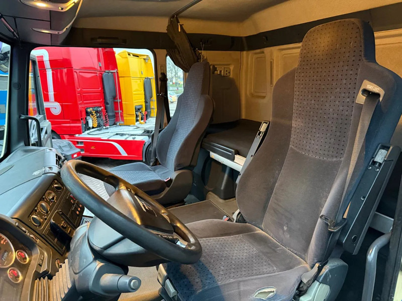 MAN TGA 18.320 TGA 18.320 4X2 / Airco/ Sleeping cabin / Euro 4 Holland Truck- Top Condition - وحدة جر: صورة 5 MAN TGA 18.320 TGA 18.320 4X2 / Airco/ Sleeping cabin / Euro 4 Holland Truck- Top Condition - وحدة جر: صورة 5