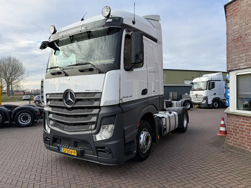Mercedes-Benz Actros Actros 1842LS 4X2 / engine and gearbox 100% good - وحدة جر: صورة 2 Mercedes-Benz Actros Actros 1842LS 4X2 / engine and gearbox 100% good - وحدة جر: صورة 2