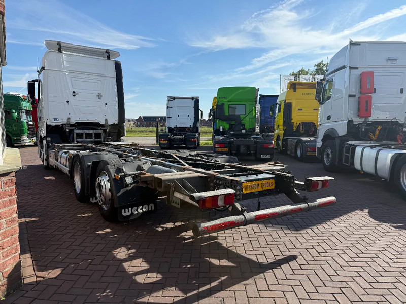 Mercedes-Benz Actros Actros 2542LL 6X2 BDF / ACC / AHK/ TUV 8-2026 / NL TRUCK - شاحنات الحاويات / جسم علوي قابل للتغيير شاحنة: صورة 3 Mercedes-Benz Actros Actros 2542LL 6X2 BDF / ACC / AHK/ TUV 8-2026 / NL TRUCK - شاحنات الحاويات / جسم علوي قابل للتغيير شاحنة: صورة 3
