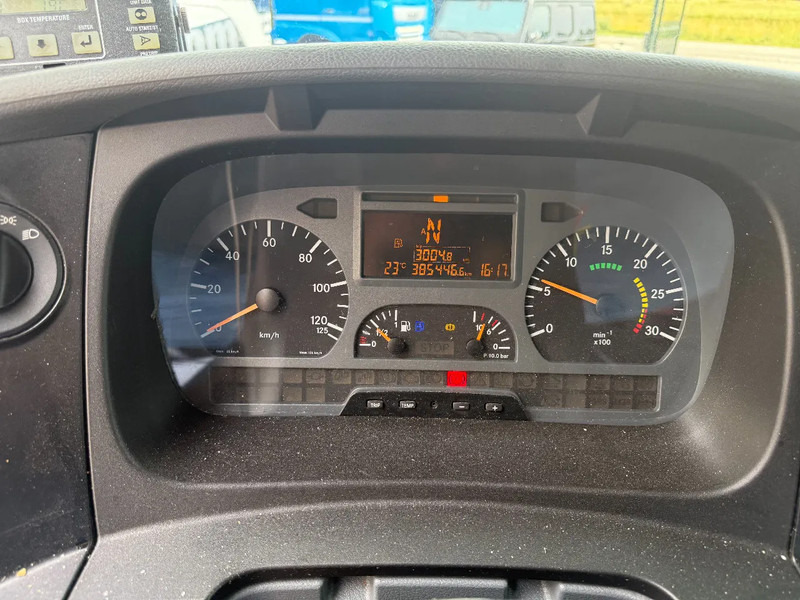 Mercedes-Benz Atego 1024 ATEGO 1024L Kuhlkoffer Carrier Anhangerkupplung TUV bis 10-2025 - شاحنة الفريزر: صورة 4 Mercedes-Benz Atego 1024 ATEGO 1024L Kuhlkoffer Carrier Anhangerkupplung TUV bis 10-2025 - شاحنة الفريزر: صورة 4