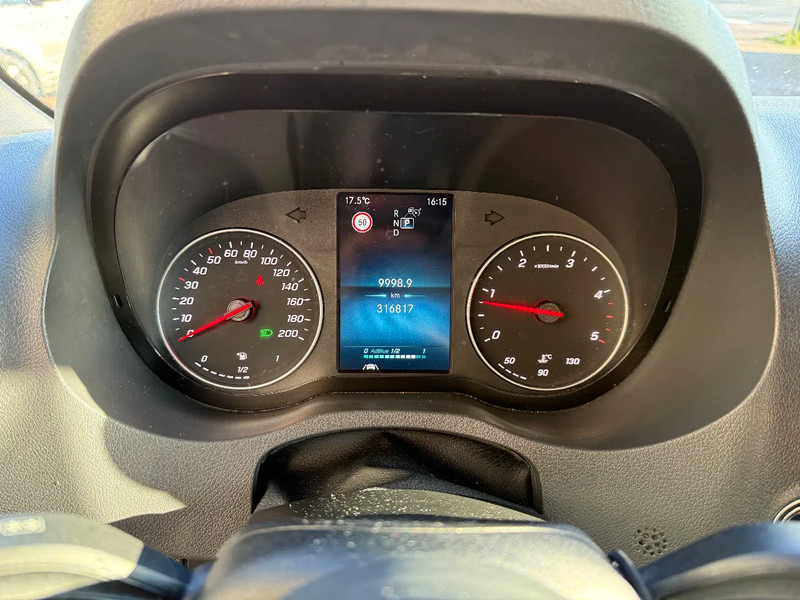Mercedes-Benz Sprinter Sprinter 515CDI bakwagen met klep / automaat / MBUX /Navi / Airco / Top - شاحنة مغلقة الصندوق: صورة 5 Mercedes-Benz Sprinter Sprinter 515CDI bakwagen met klep / automaat / MBUX /Navi / Airco / Top - شاحنة مغلقة الصندوق: صورة 5