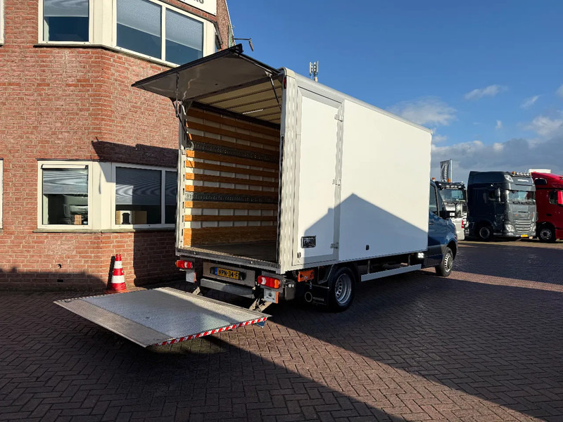 Mercedes-Benz Sprinter Sprinter 515CDI bakwagen met klep / automaat / MBUX /Navi / Airco / Top - شاحنة مغلقة الصندوق: صورة 4 Mercedes-Benz Sprinter Sprinter 515CDI bakwagen met klep / automaat / MBUX /Navi / Airco / Top - شاحنة مغلقة الصندوق: صورة 4