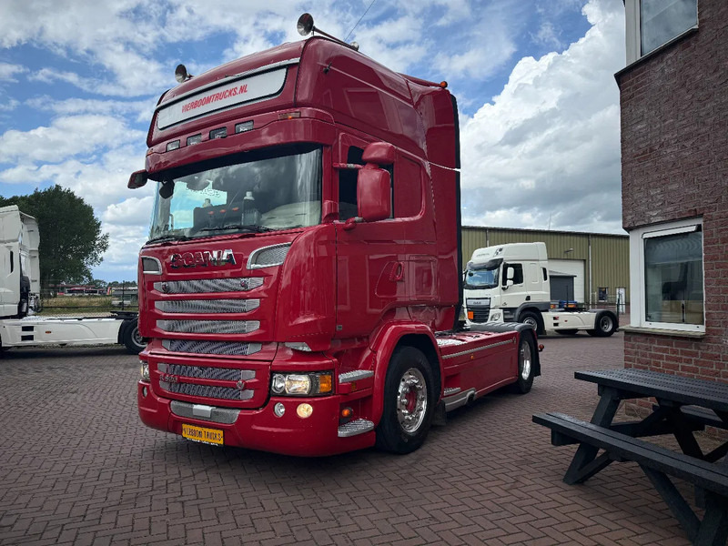 Scania R520 V8 4x2 STREAMLINE EURO6 RETARDER STANDAIRCO SPECIAL INTERIEUR HYDRAULICS SUPER CONDITION!!! - وحدة جر: صورة 2 Scania R520 V8 4x2 STREAMLINE EURO6 RETARDER STANDAIRCO SPECIAL INTERIEUR HYDRAULICS SUPER CONDITION!!! - وحدة جر: صورة 2