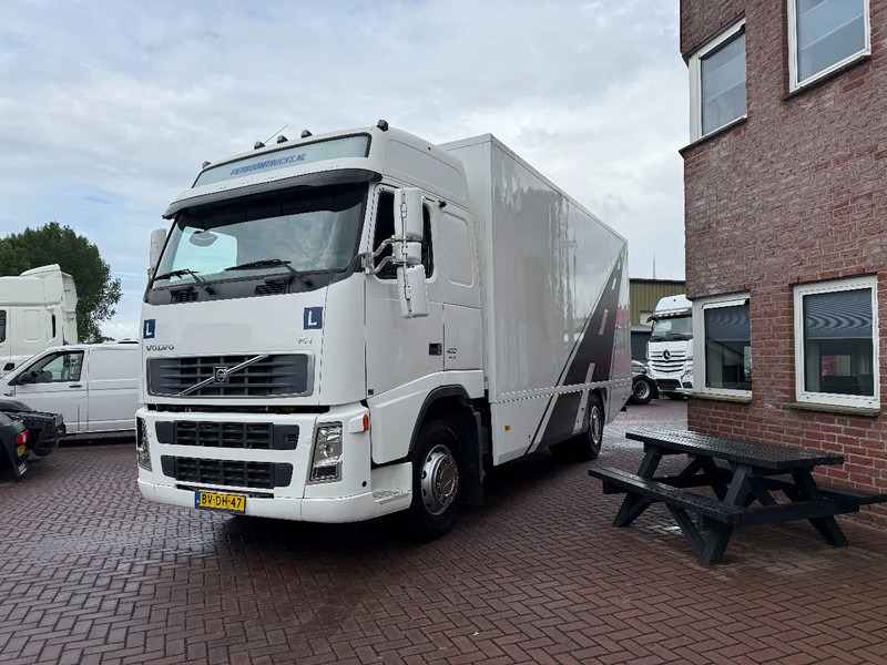 Volvo FH 400 FAHRSCHULE / DRIVINGSCHOOL / MANUAL / 4-SITZE / 343TKM / HOLLAND TRUCK!!! - شاحنة مقفلة: صورة 2 Volvo FH 400 FAHRSCHULE / DRIVINGSCHOOL / MANUAL / 4-SITZE / 343TKM / HOLLAND TRUCK!!! - شاحنة مقفلة: صورة 2