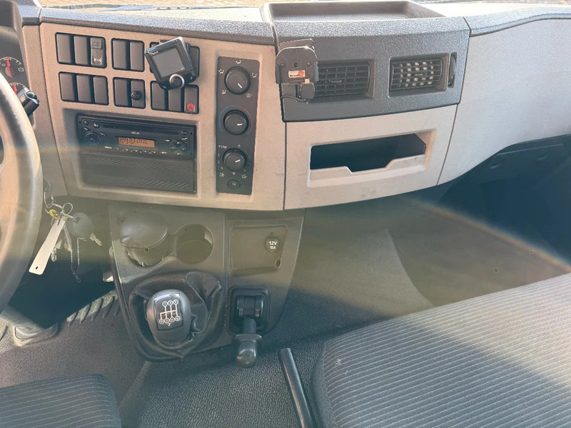 Volvo FL 12 FL 280 11.990KG MANUAL GEARBOX - شاحنة هيكل كابينة: صورة 4 Volvo FL 12 FL 280 11.990KG MANUAL GEARBOX - شاحنة هيكل كابينة: صورة 4