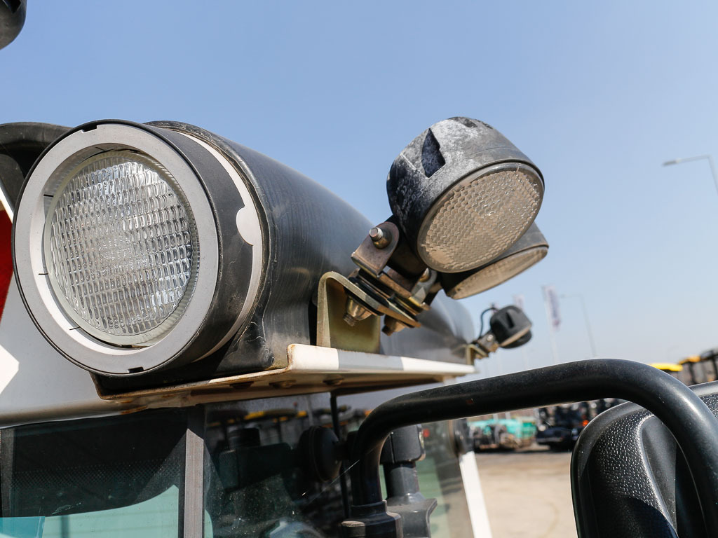 مدحلة اسفلت BOMAG BW 154 AP-4i AM: صورة 17