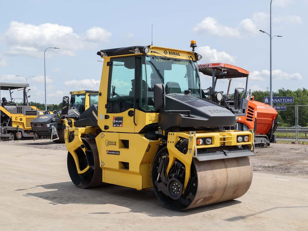 BOMAG BW 154 AP-4v AM - مدحلة اسفلت: صورة 4 BOMAG BW 154 AP-4v AM - مدحلة اسفلت: صورة 4