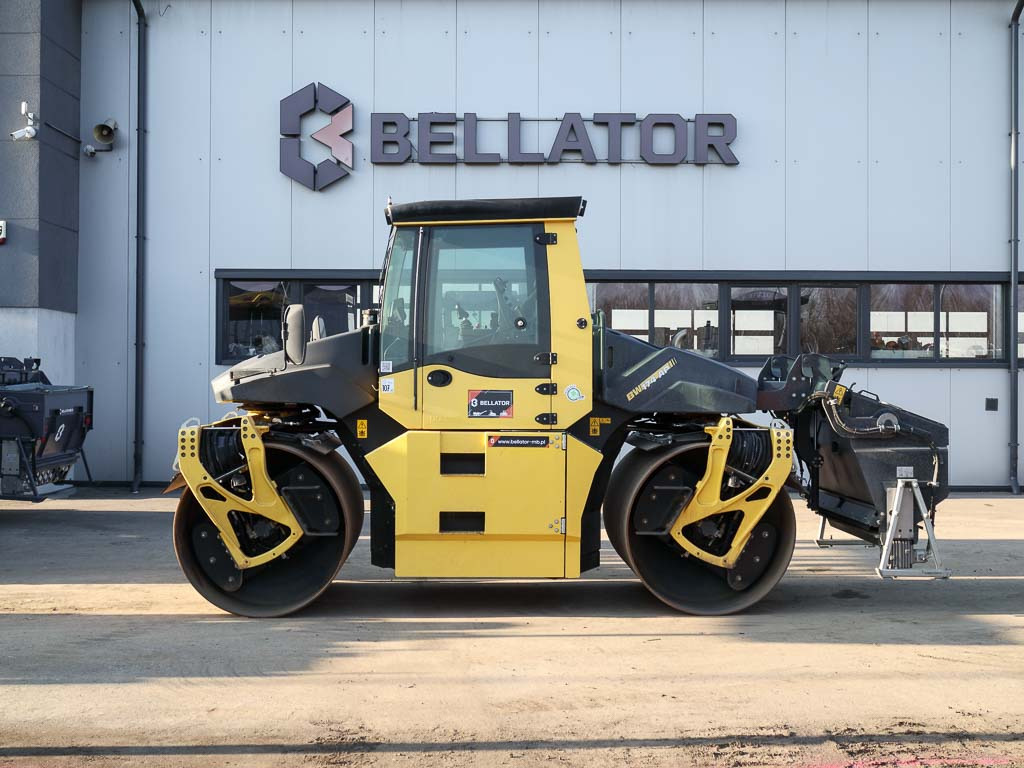 BOMAG BW 174 AP-4v - مدحلة اسفلت: صورة 1 BOMAG BW 174 AP-4v - مدحلة اسفلت: صورة 1