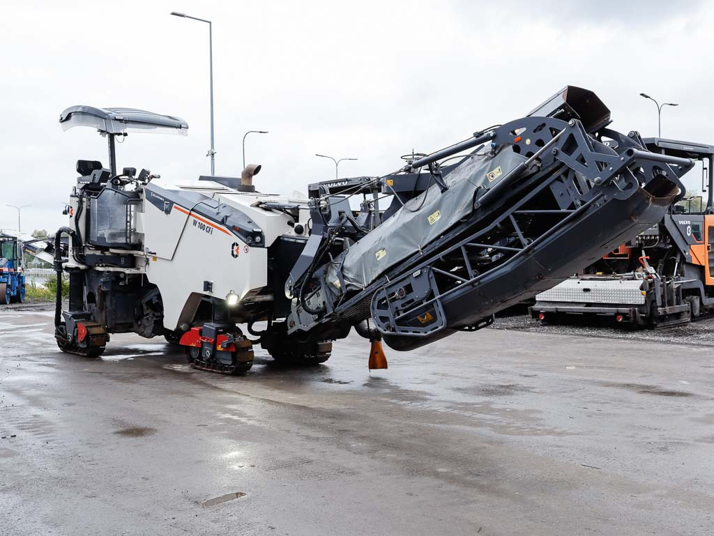 WIRTGEN W100CFi - قشاطة أسفلت: صورة 4 WIRTGEN W100CFi - قشاطة أسفلت: صورة 4