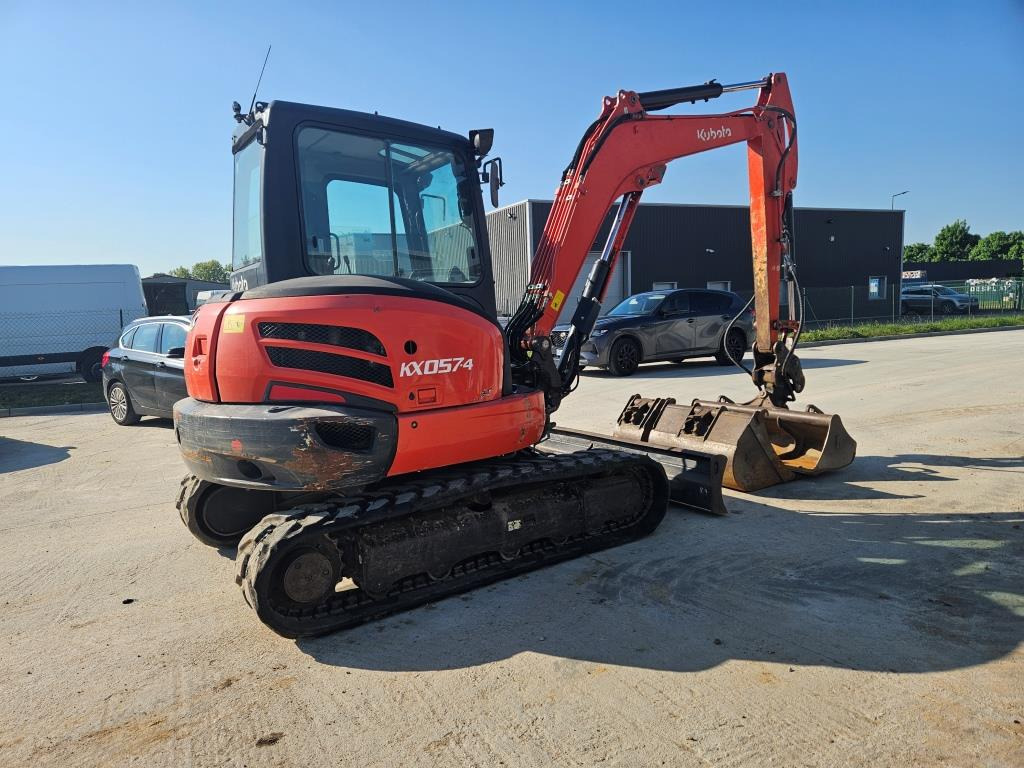 حفارة مُصَّغرة KUBOTA KX 057-4: صورة 9