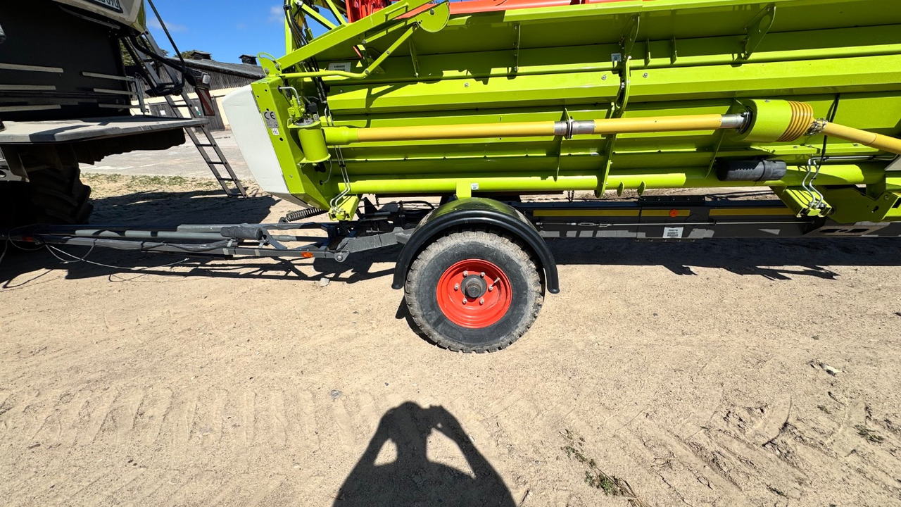 حصادة موحَّدة CLAAS Lexion 6900 TerraTrac 890 full Options: صورة 19 حصادة موحَّدة CLAAS Lexion 6900 TerraTrac 890 full Options: صورة 19