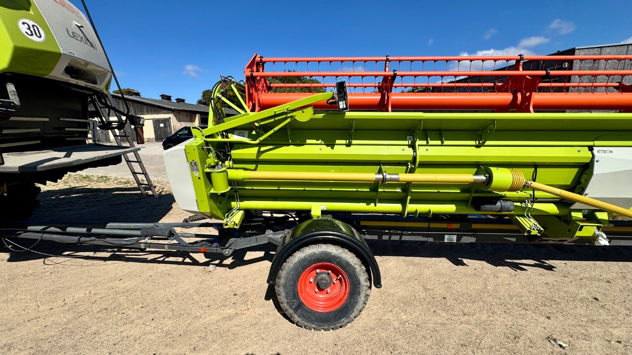 حصادة موحَّدة CLAAS Lexion 6900 TerraTrac 890 full Options: صورة 20 حصادة موحَّدة CLAAS Lexion 6900 TerraTrac 890 full Options: صورة 20