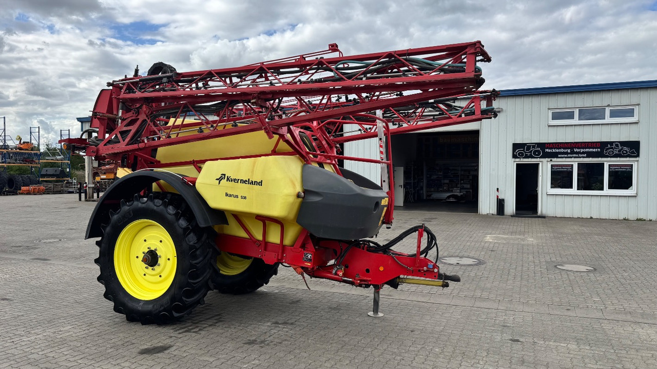 Kverneland Ikarus S38 27m - آلة: صورة 1 Kverneland Ikarus S38 27m - آلة: صورة 1