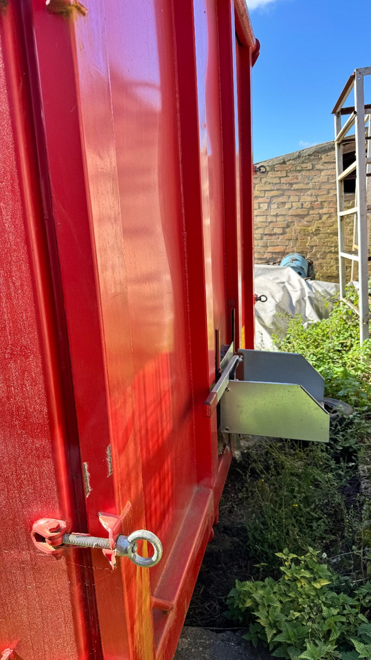 PRONAR T285/1 Hakenlift mit 2 Containern - الأدوات والمعدات: صورة 5 PRONAR T285/1 Hakenlift mit 2 Containern - الأدوات والمعدات: صورة 5