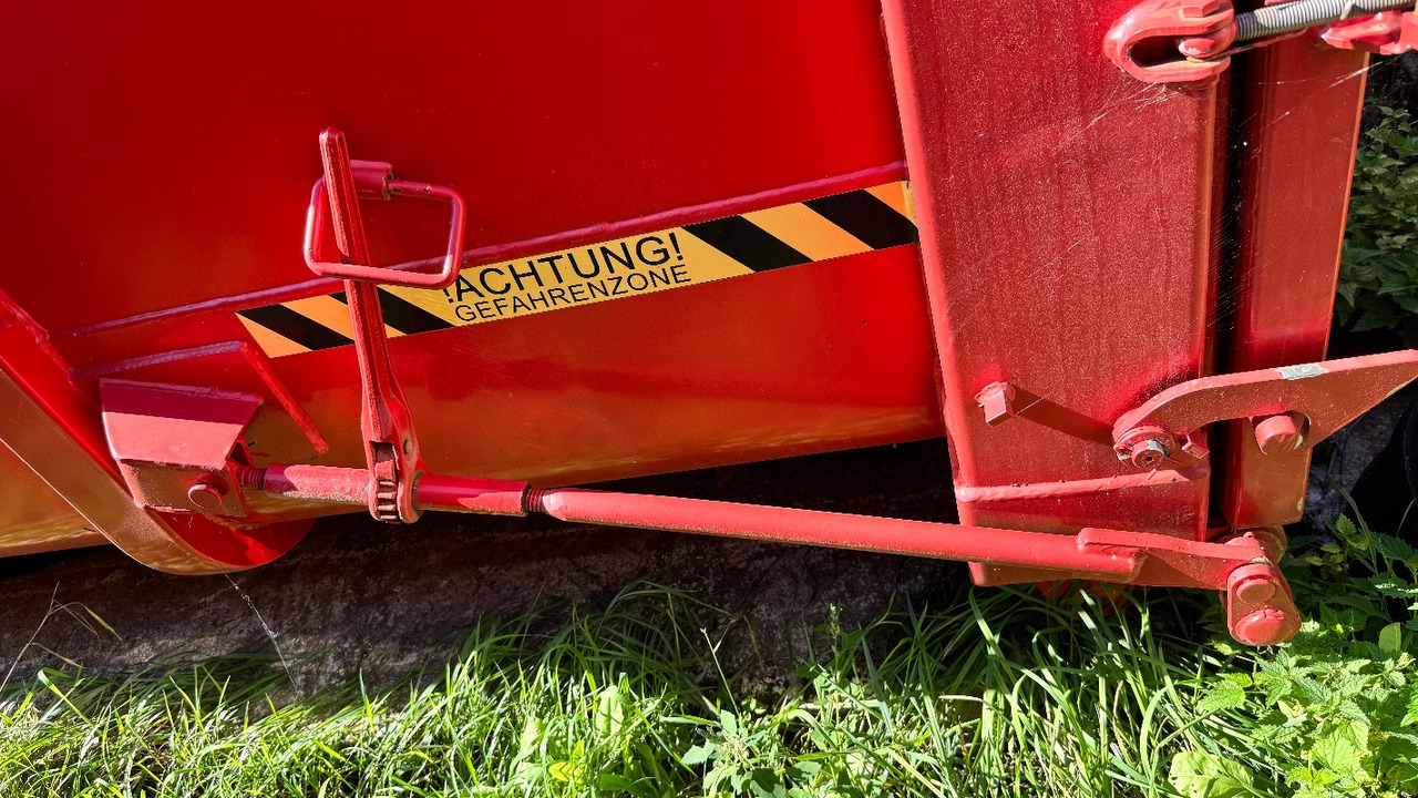 PRONAR T285/1 Hakenlift mit 2 Containern - الأدوات والمعدات: صورة 4 PRONAR T285/1 Hakenlift mit 2 Containern - الأدوات والمعدات: صورة 4