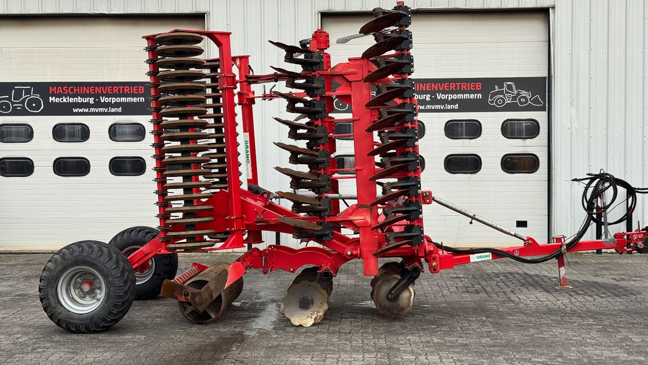 Top Agro SHARK 6.0 GRANO-SYSTEM Hydr. 6,0m - قرص مسلفة: صورة 1 Top Agro SHARK 6.0 GRANO-SYSTEM Hydr. 6,0m - قرص مسلفة: صورة 1