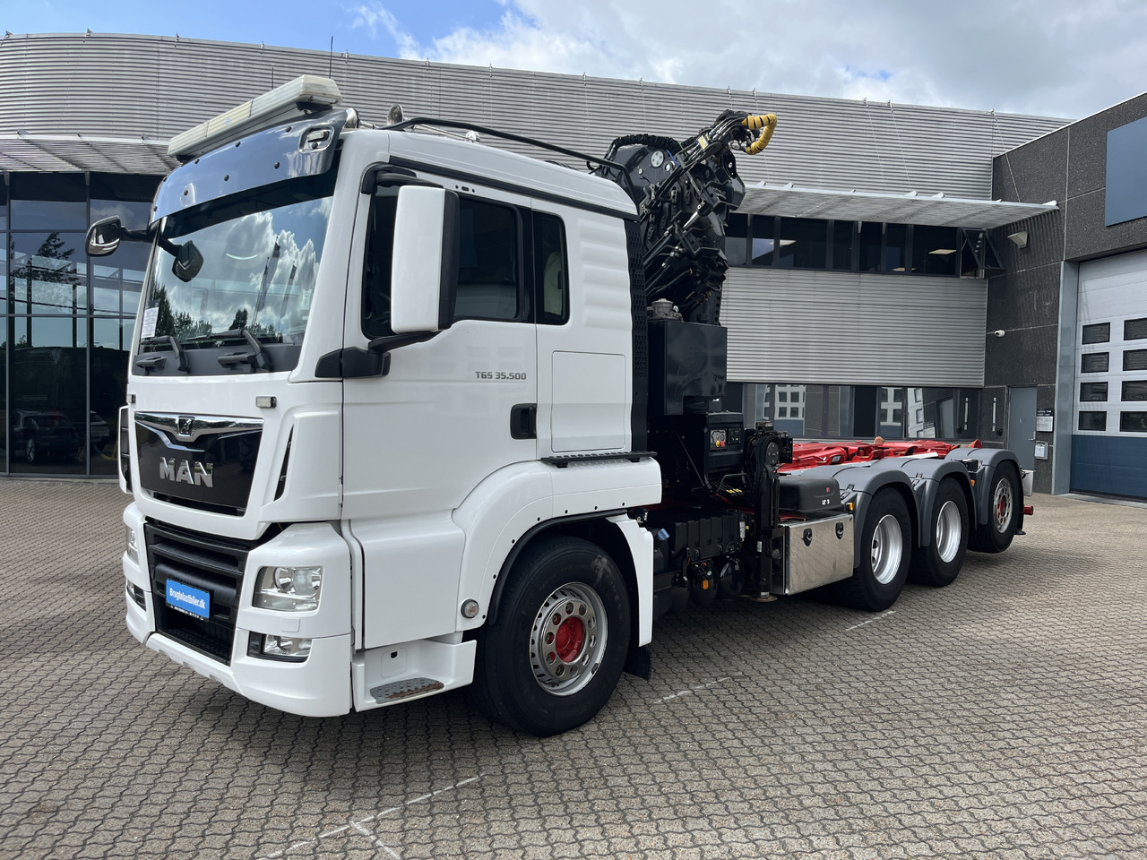 MAN TGS 35.500 8x4 - شاحنات الحاويات / جسم علوي قابل للتغيير شاحنة, شاحنة كرين: صورة 1 MAN TGS 35.500 8x4 - شاحنات الحاويات / جسم علوي قابل للتغيير شاحنة, شاحنة كرين: صورة 1