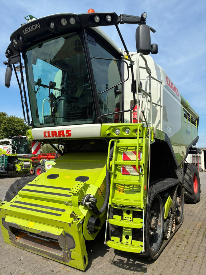 CLAAS Lexion 760TT - حصادة موحَّدة: صورة 1 CLAAS Lexion 760TT - حصادة موحَّدة: صورة 1