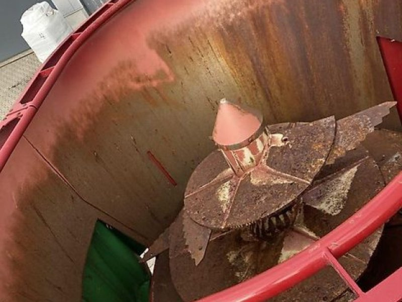 Strautmann Verti-Mix 951 - عربة خلط الأعلاف: صورة 2 Strautmann Verti-Mix 951 - عربة خلط الأعلاف: صورة 2