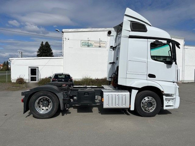 Mercedes-Benz Actros 1845 Sattelzugmaschine TOP gepflegt! Mercedes-Benz Actros 1845 Sattelzugmaschine TOP gepflegt! Mercedes-Benz Actros 1845 Sattelzugmaschine TOP gepflegt! Mercedes-Benz Actros 1845 Sattelzugmaschine TOP gepflegt!: صورة 9