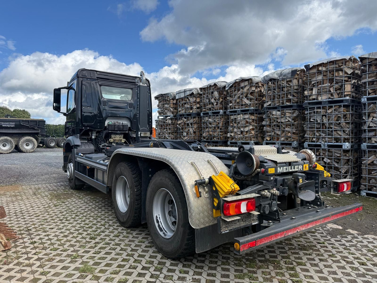 Mercedes-Benz Arocs 5 2648 Meiller Hakenlift 21-60 neuwertig - شاحنة ذات خطاف: صورة 5 Mercedes-Benz Arocs 5 2648 Meiller Hakenlift 21-60 neuwertig - شاحنة ذات خطاف: صورة 5
