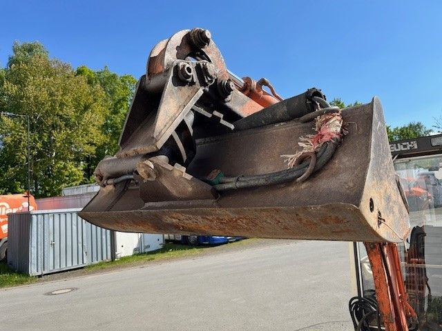 حفارة مُصَّغرة Takeuchi T B 15 A: صورة 18