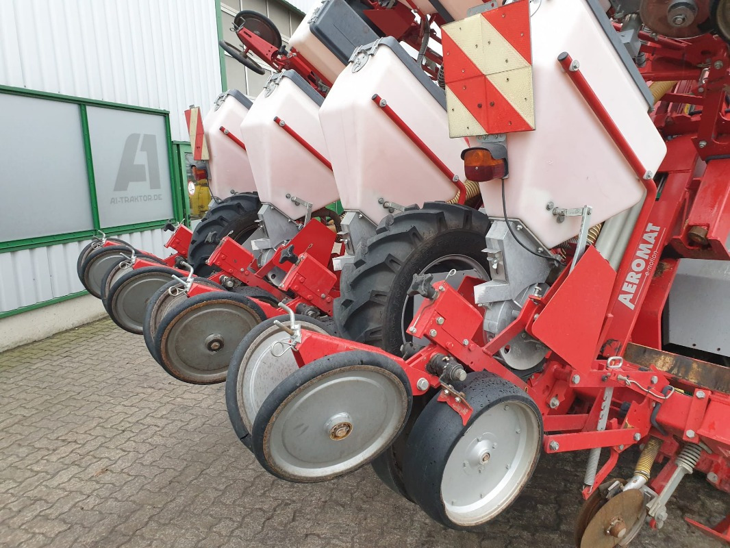 Becker AEROMAT MAXI-LINE - آلة البذر: صورة 2 Becker AEROMAT MAXI-LINE - آلة البذر: صورة 2