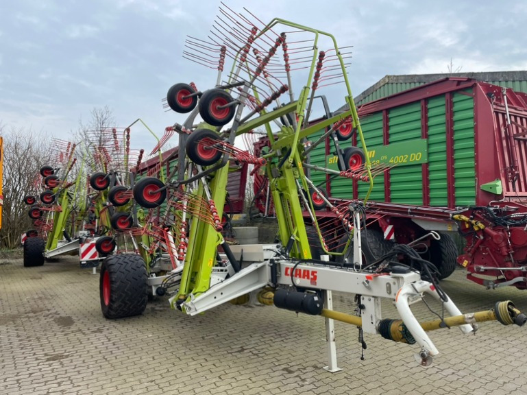 CLAAS Liner 3600 - آلة تيبيس العشب/ آلة جمع العشب: صورة 1 CLAAS Liner 3600 - آلة تيبيس العشب/ آلة جمع العشب: صورة 1