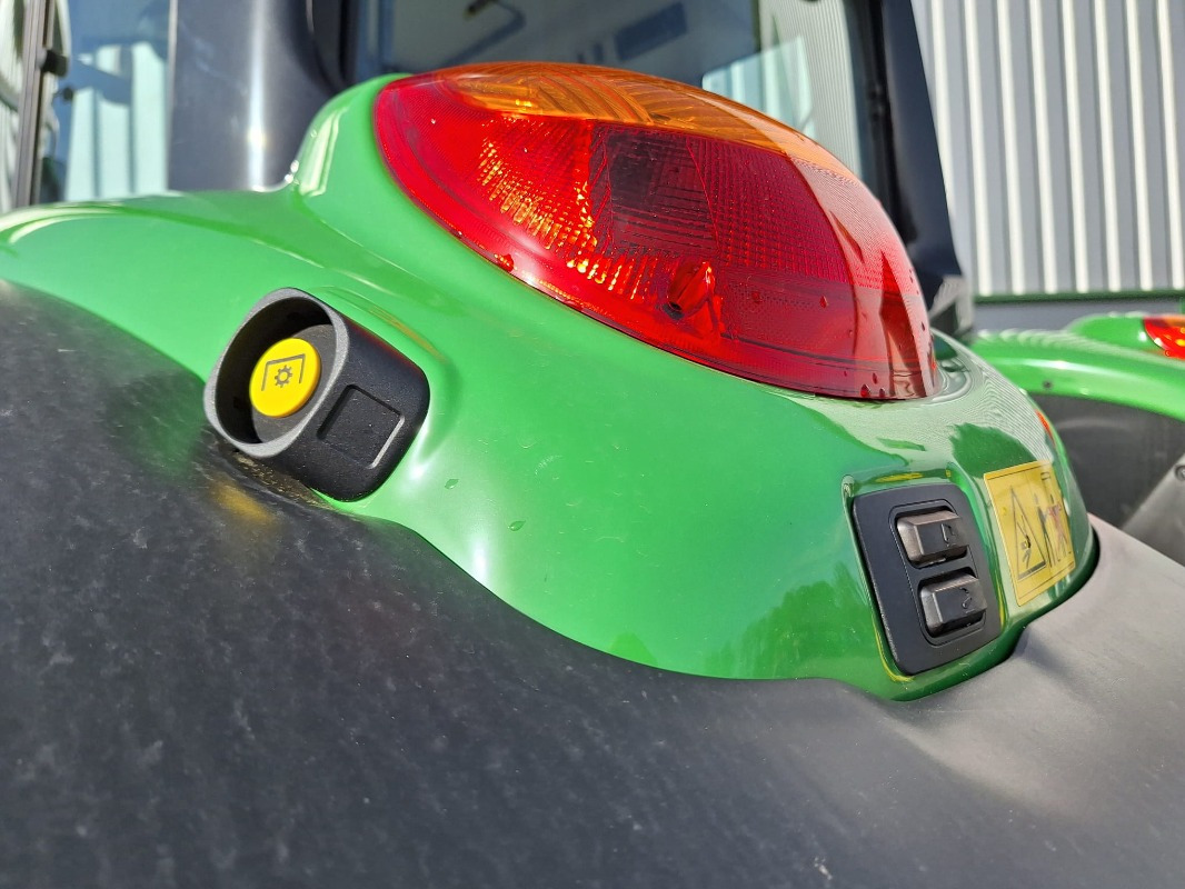 جرار John Deere 6100M **MIETRÜCKLÄUFER**: صورة 9