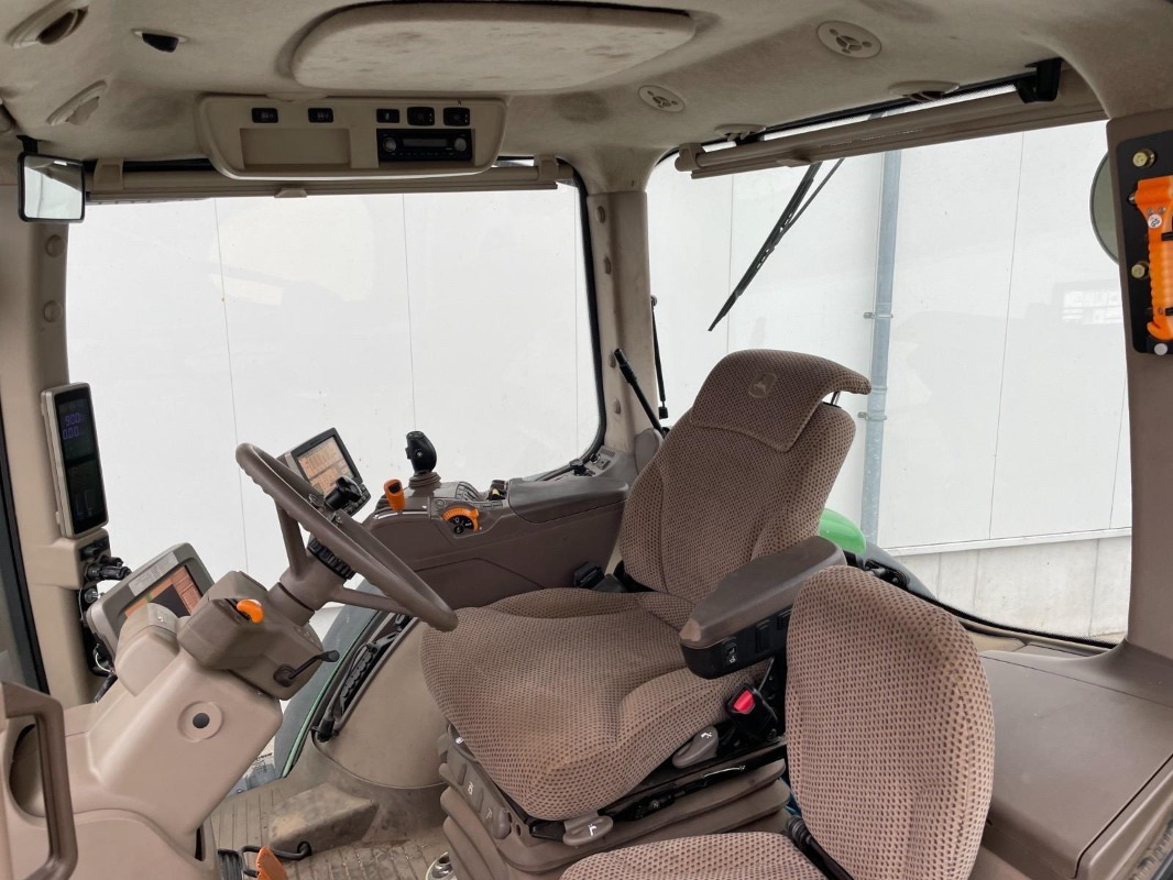 John Deere 8270R John Deere 8270R: صورة 9