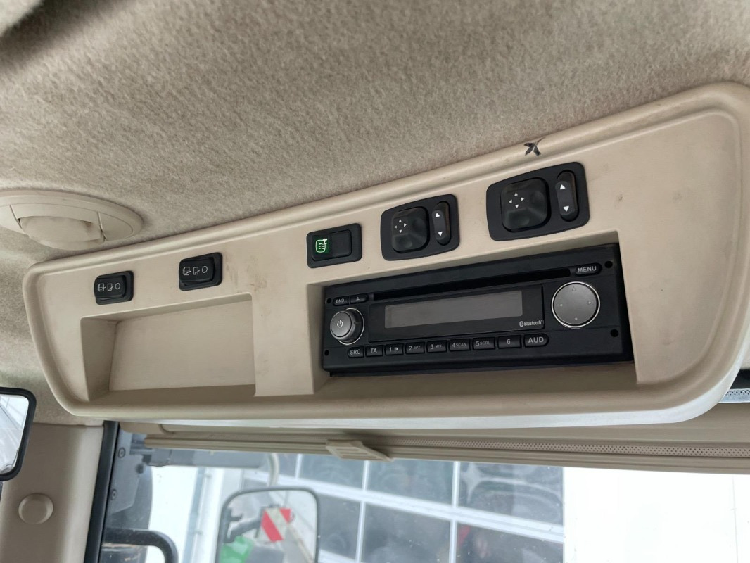 John Deere 8270R John Deere 8270R: صورة 12