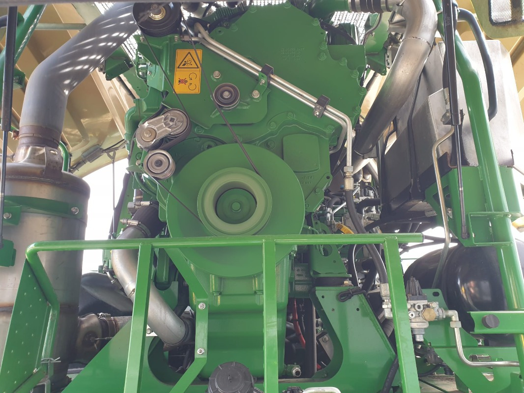 John Deere 8500 - حصادة: صورة 3 John Deere 8500 - حصادة: صورة 3