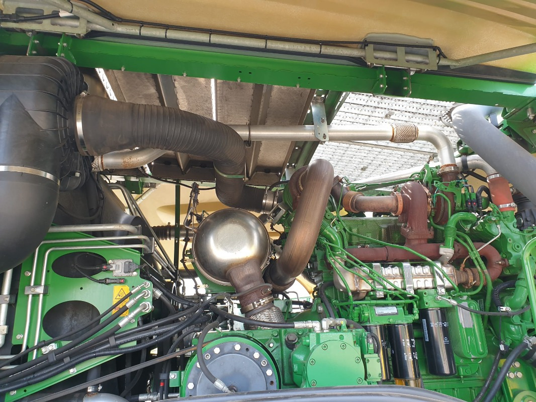 John Deere 8500 - حصادة: صورة 4 John Deere 8500 - حصادة: صورة 4
