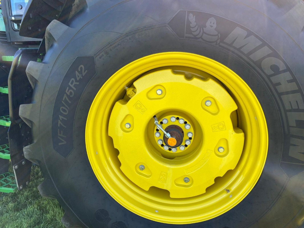 John Deere 8R 310 **Sonderfinanzierung 1,60%** - جرار: صورة 2 John Deere 8R 310 **Sonderfinanzierung 1,60%** - جرار: صورة 2