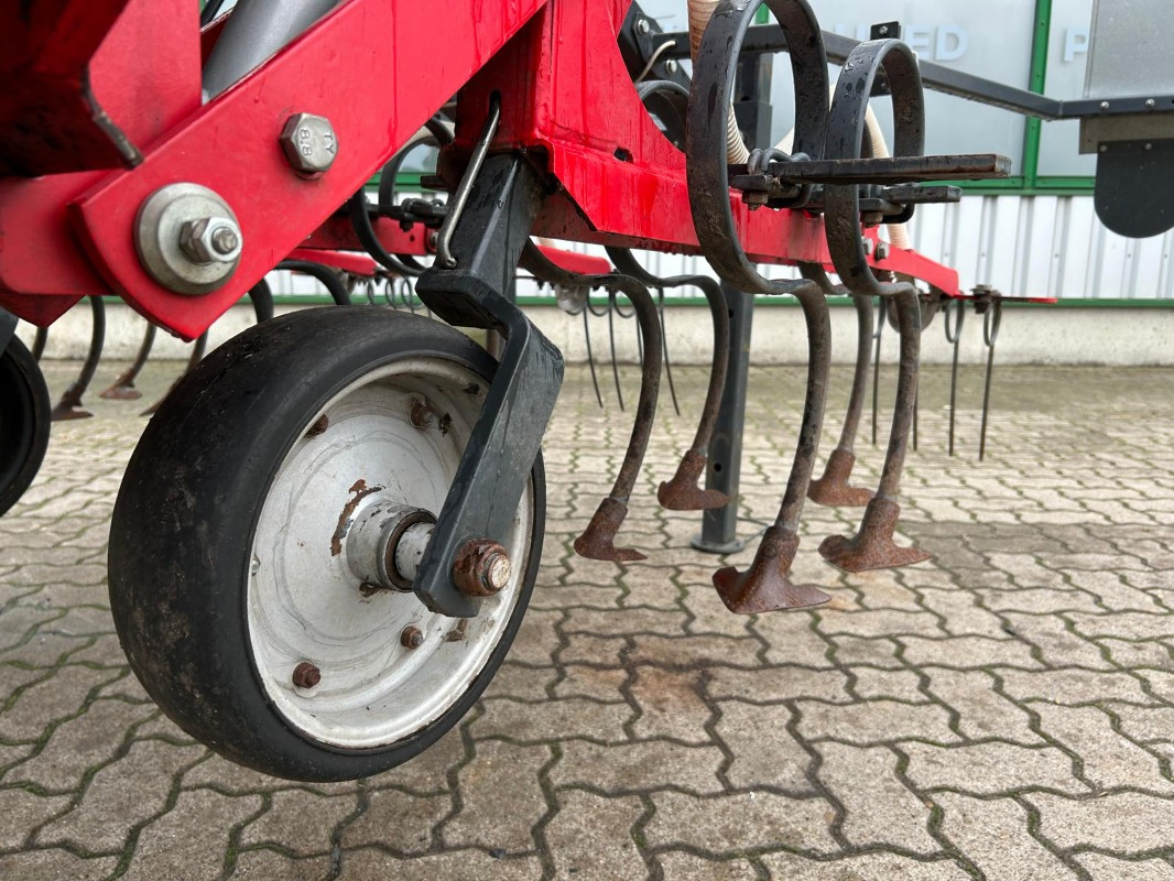 Kongskilde VCO-I / 8-75 Maishacke - معدات التسميد: صورة 4 Kongskilde VCO-I / 8-75 Maishacke - معدات التسميد: صورة 4