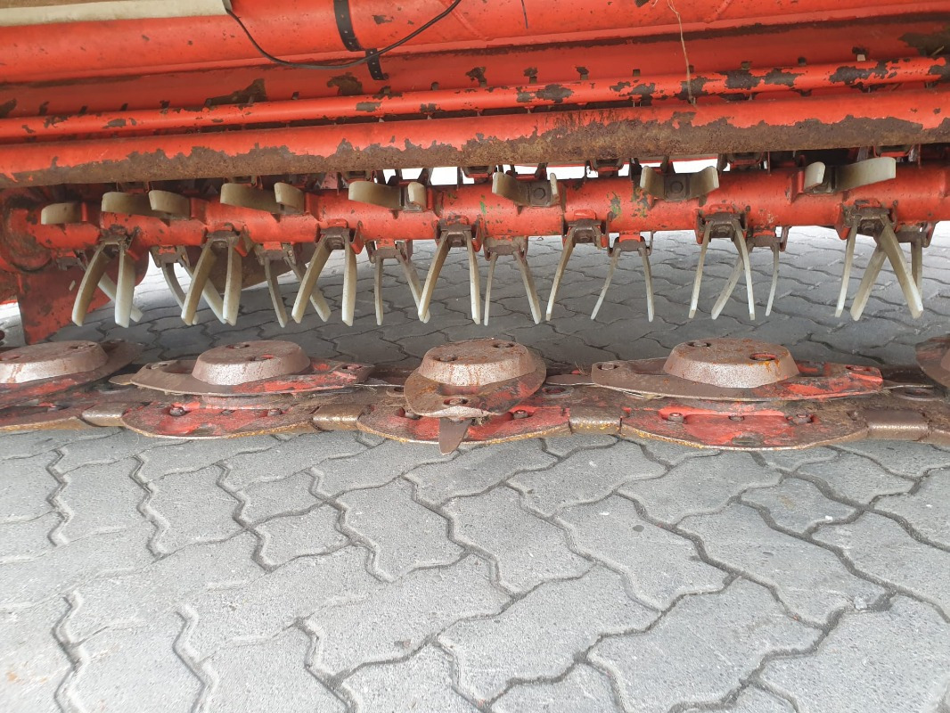 Kuhn FC 283 G-II FF LIFTCONTROL - جزازة العشب: صورة 5 Kuhn FC 283 G-II FF LIFTCONTROL - جزازة العشب: صورة 5