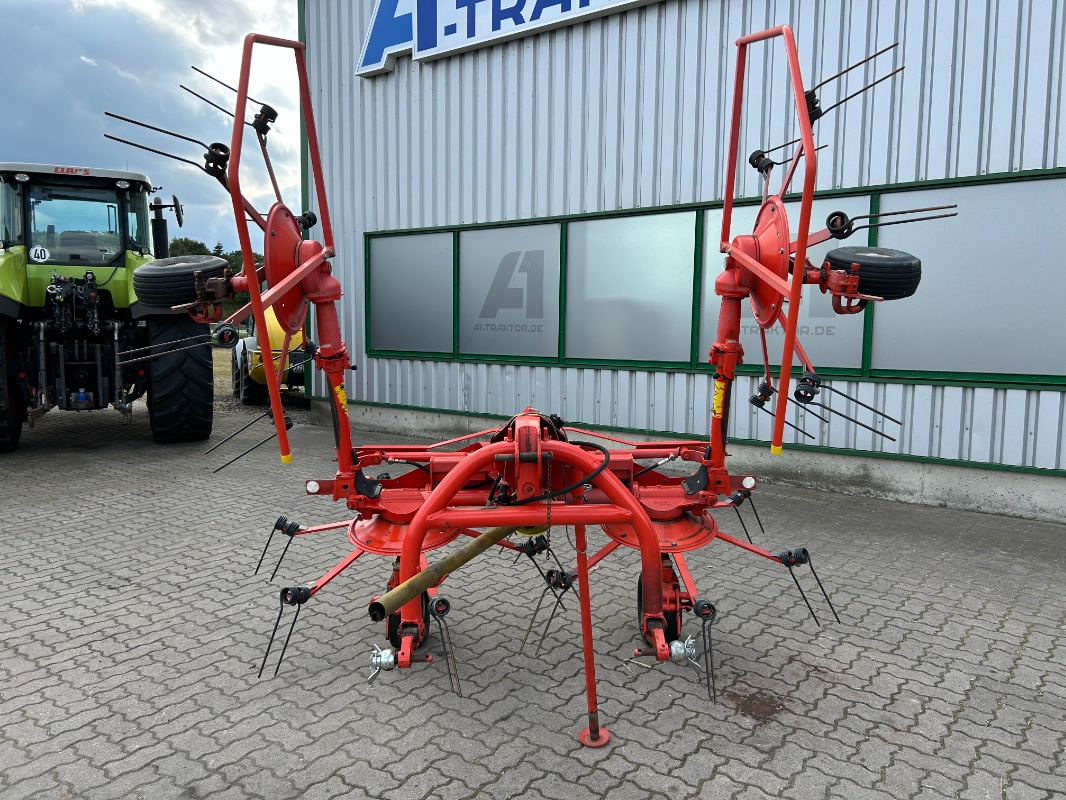 Kuhn GF 5001 MH - آلة تيبيس العشب/ آلة جمع العشب: صورة 5 Kuhn GF 5001 MH - آلة تيبيس العشب/ آلة جمع العشب: صورة 5