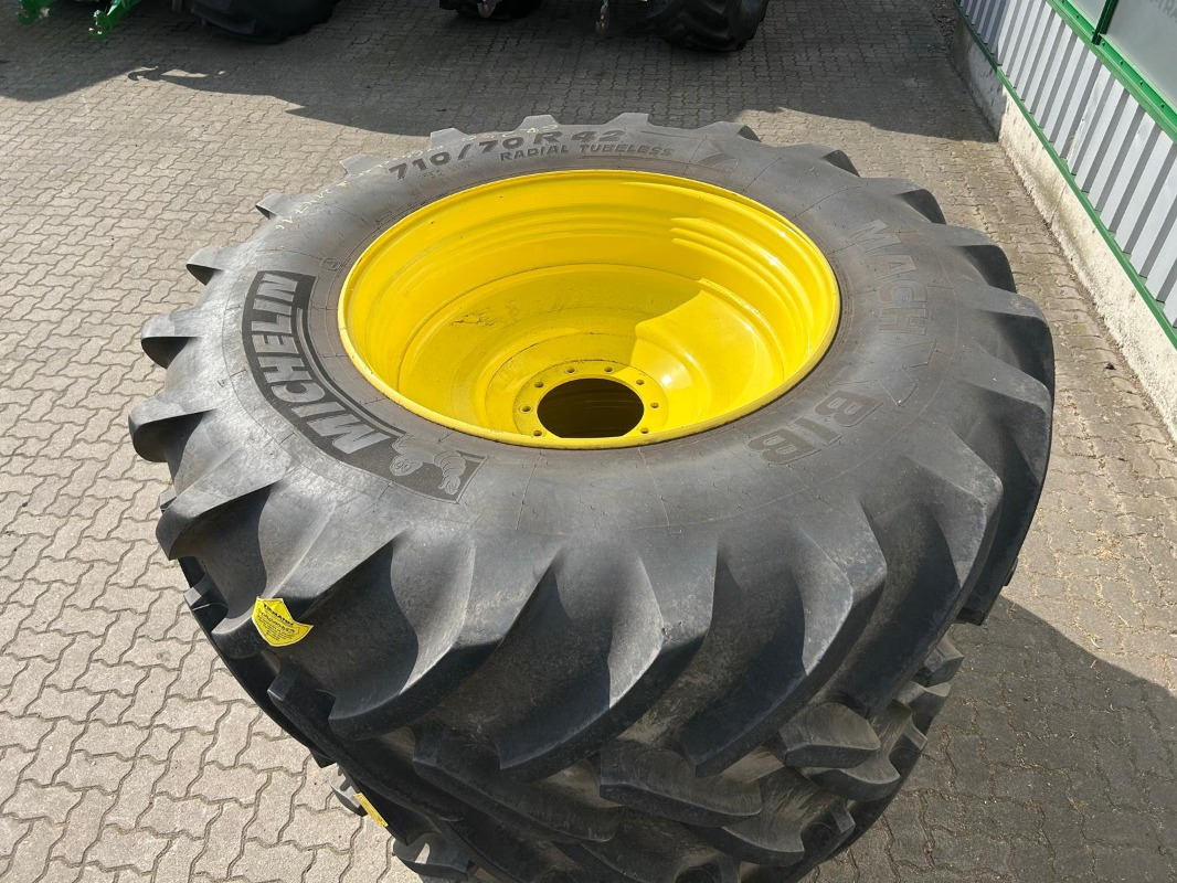 Michelin Kompletträder 710/70R42 600/70R30 - إطارات - الآلات الزراعية: صورة 3 Michelin Kompletträder 710/70R42 600/70R30 - إطارات - الآلات الزراعية: صورة 3