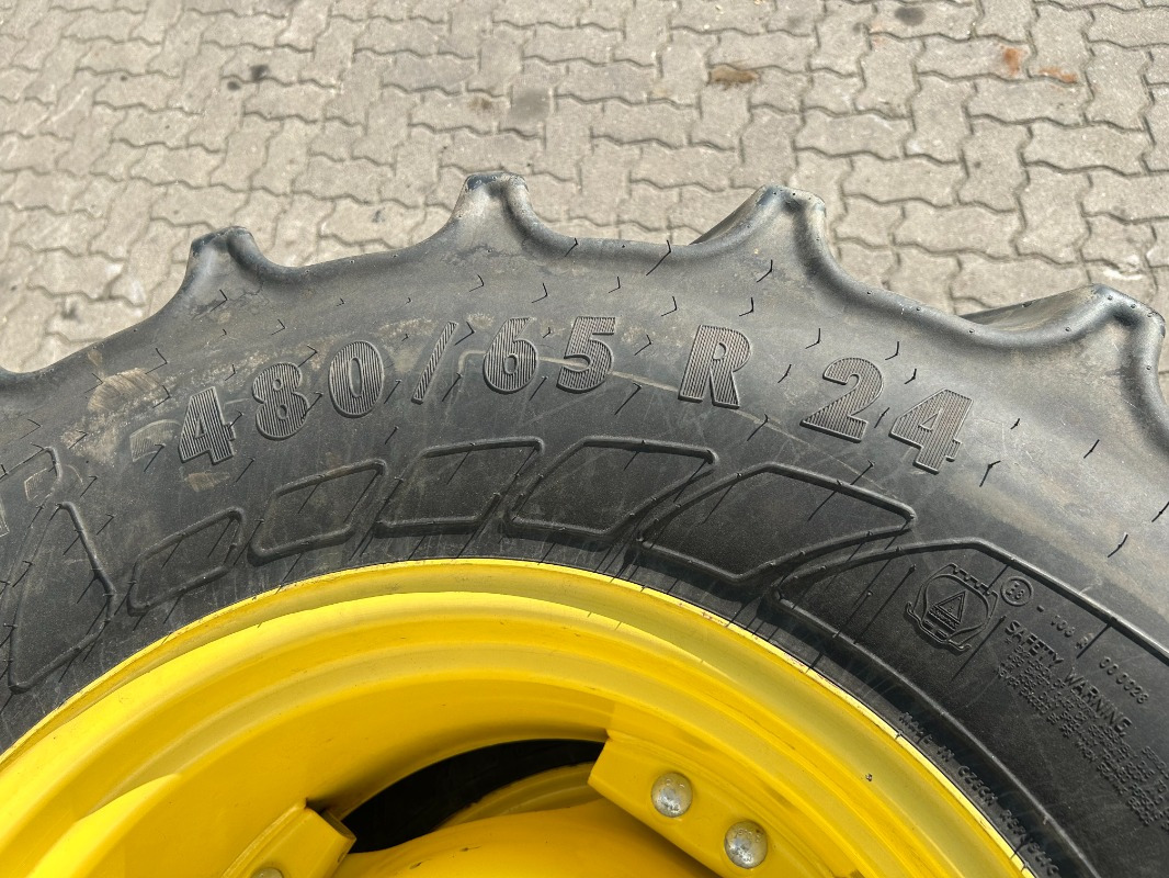Mitas Kompletträder 540/65R38 480/65R24 - إطارات - الآلات الزراعية: صورة 5 Mitas Kompletträder 540/65R38 480/65R24 - إطارات - الآلات الزراعية: صورة 5