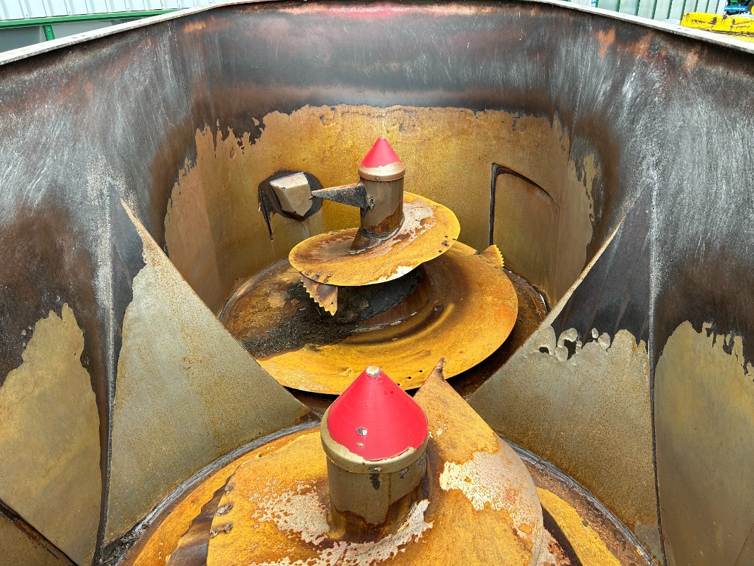 Strautmann Verti-Mix 1700 Double - عربة خلط الأعلاف: صورة 5 Strautmann Verti-Mix 1700 Double - عربة خلط الأعلاف: صورة 5