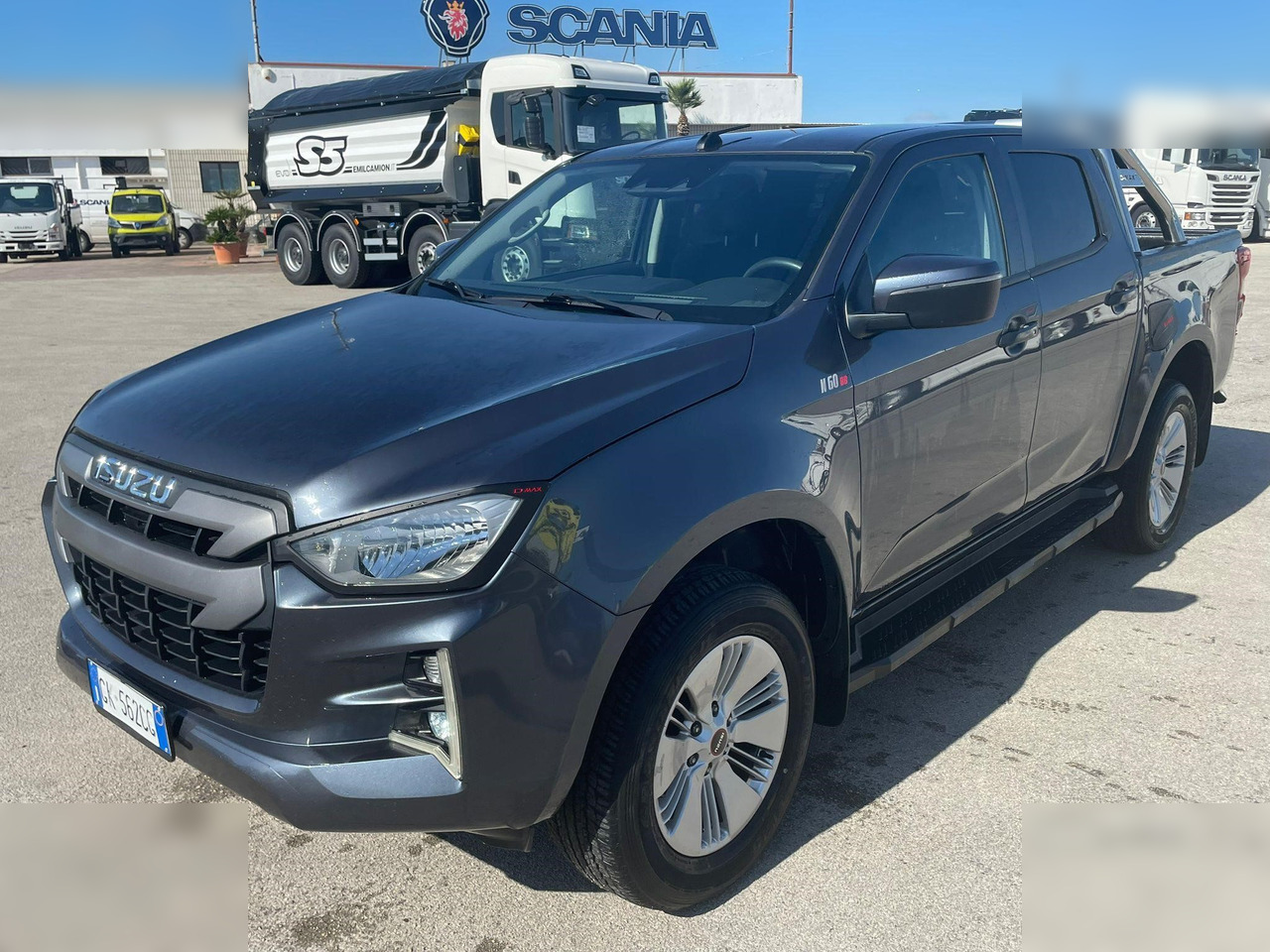 ISUZU D-MAX - شاحنة البيك أب: صورة 2 ISUZU D-MAX - شاحنة البيك أب: صورة 2