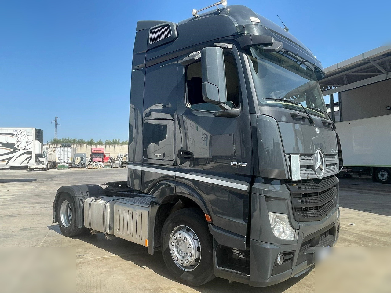 MERCEDES-BENZ ACTROS 1848 - وحدة جر: صورة 1 MERCEDES-BENZ ACTROS 1848 - وحدة جر: صورة 1