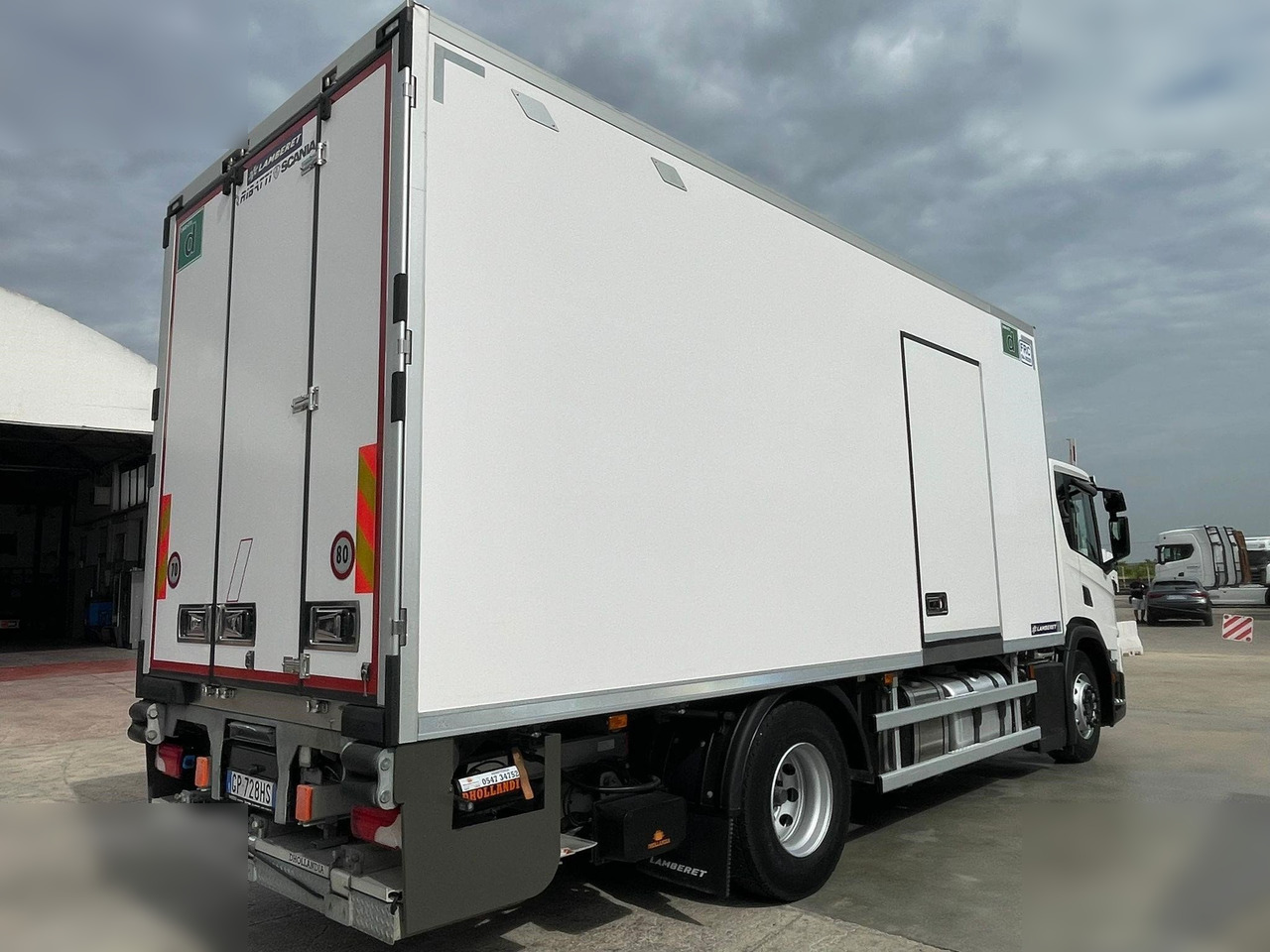 SCANIA P280 - شاحنة الفريزر: صورة 4 SCANIA P280 - شاحنة الفريزر: صورة 4