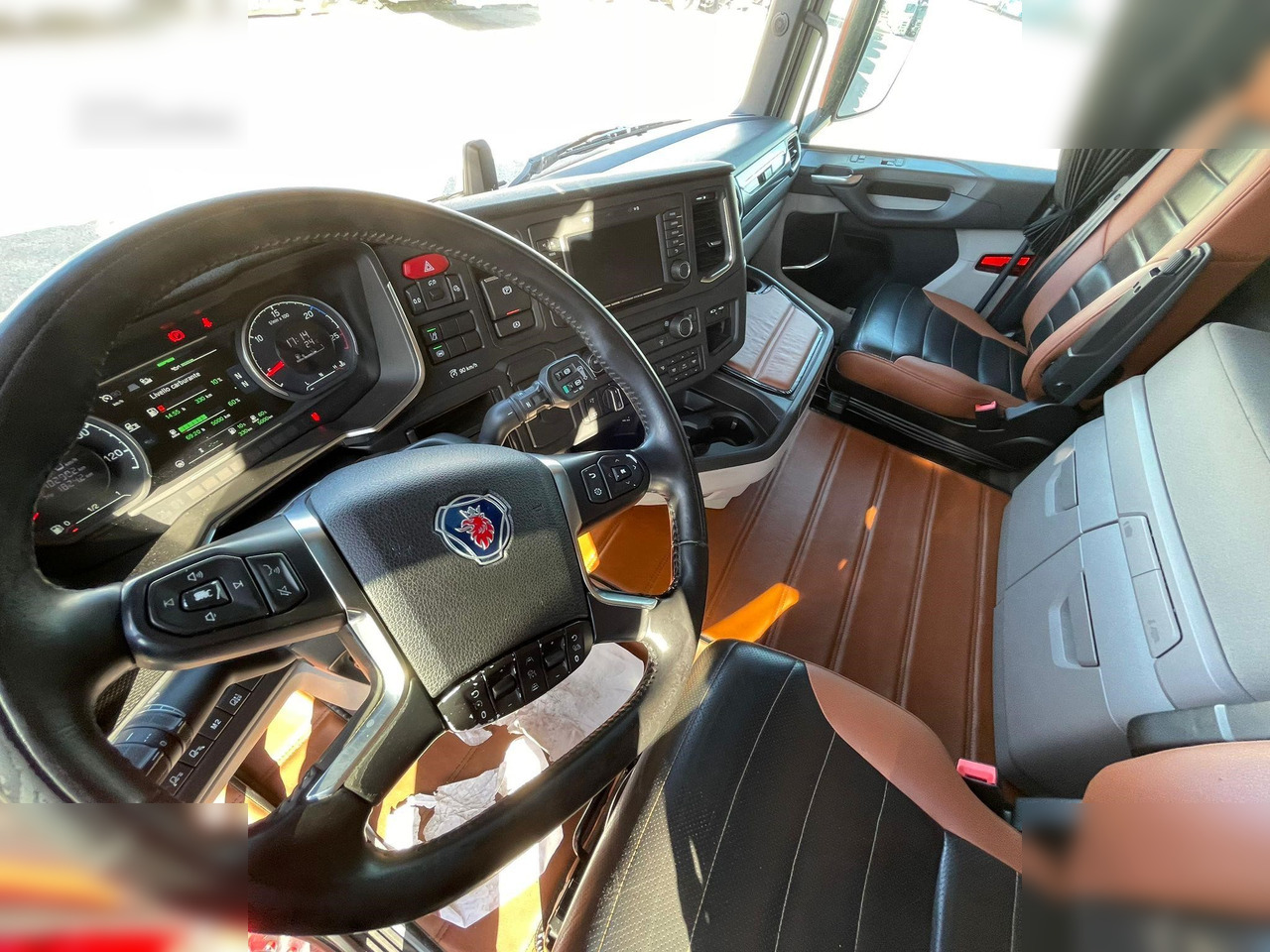 SCANIA R450 - شاحنات الحاويات / جسم علوي قابل للتغيير شاحنة: صورة 5 SCANIA R450 - شاحنات الحاويات / جسم علوي قابل للتغيير شاحنة: صورة 5