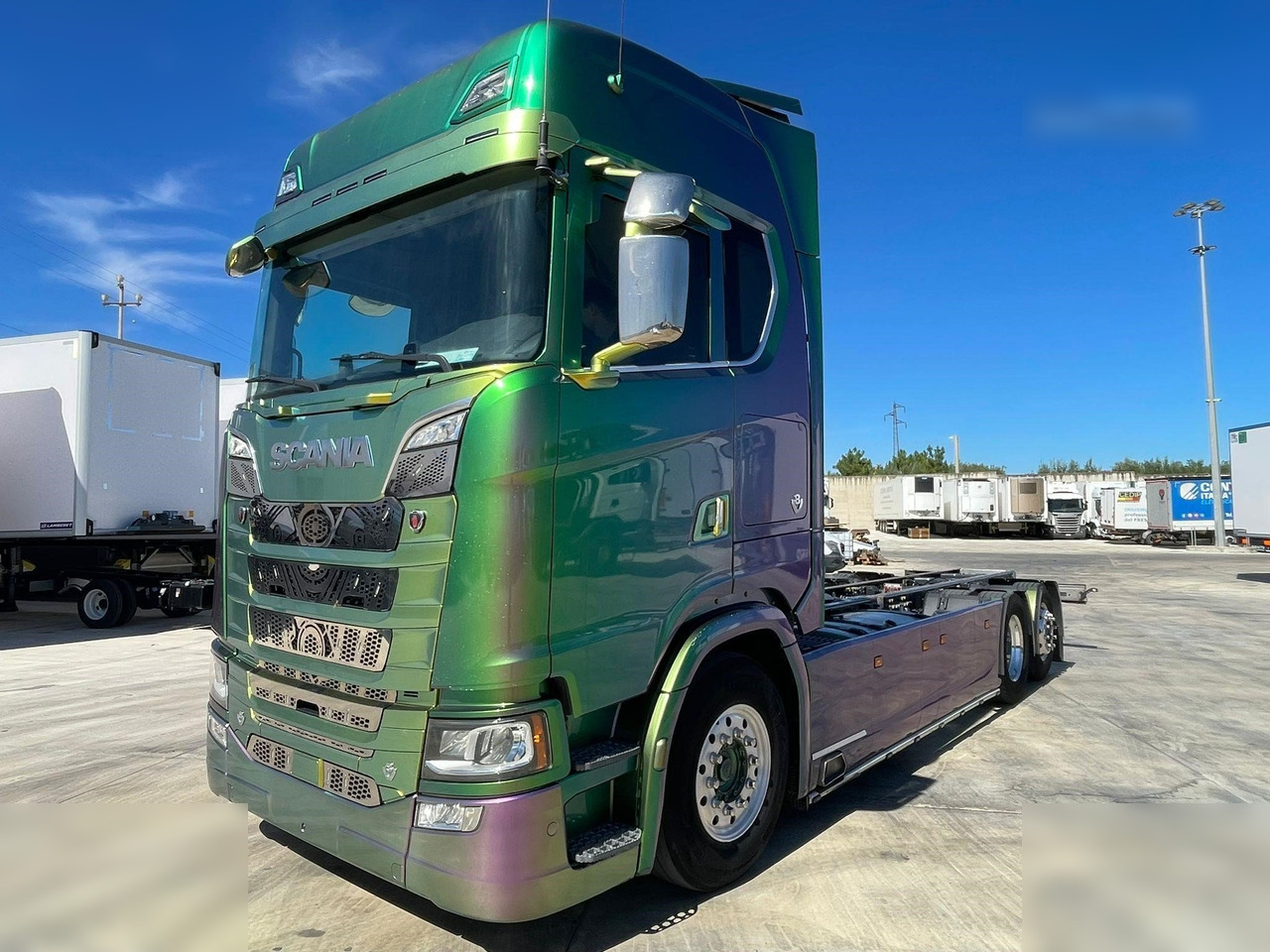 SCANIA S520 - شاحنة هيكل كابينة: صورة 2 SCANIA S520 - شاحنة هيكل كابينة: صورة 2